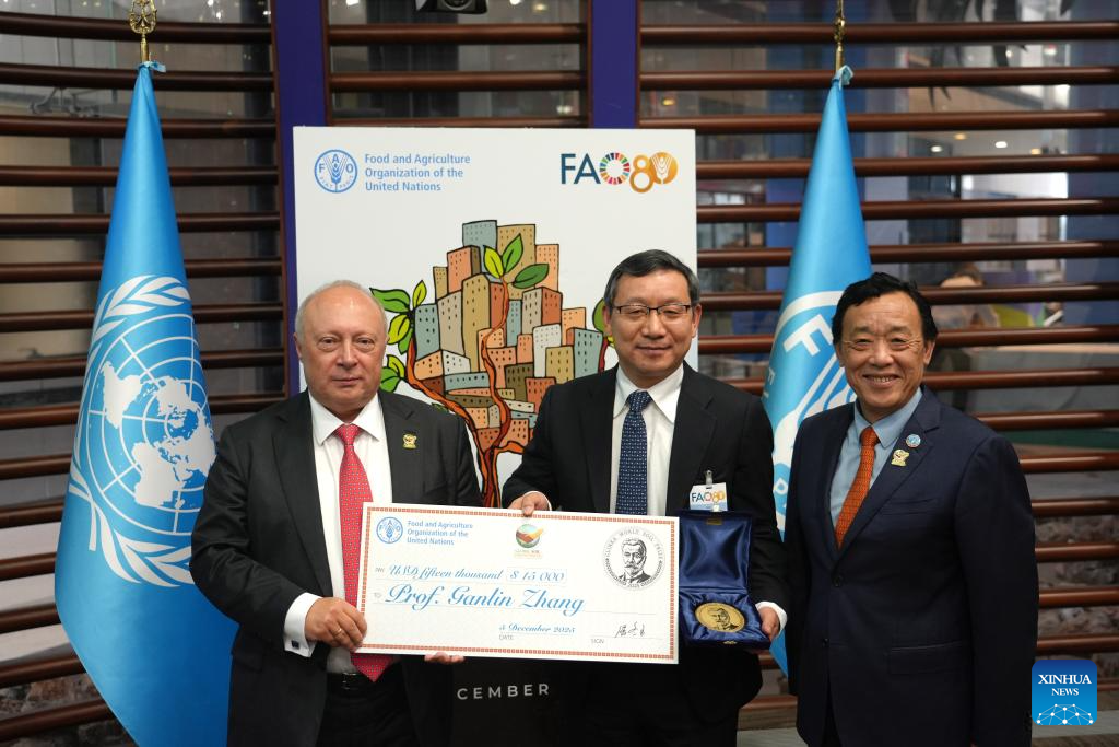 Chinese scientist wins 2025 Glinka World Soil Prize