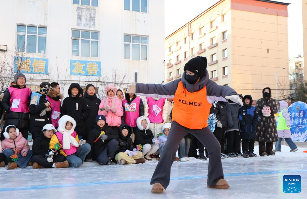 Heilongjiang schools bring ice and snow sports to campus