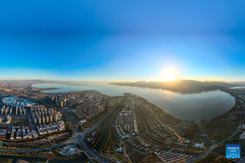 View of Dianchi Lake in Kunming, China's Yunnan