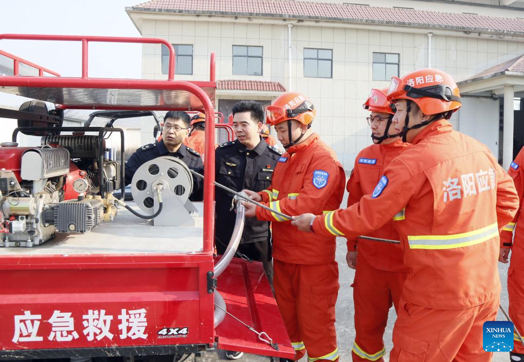 Preventive measures taken as cold front sweeps across northern China
