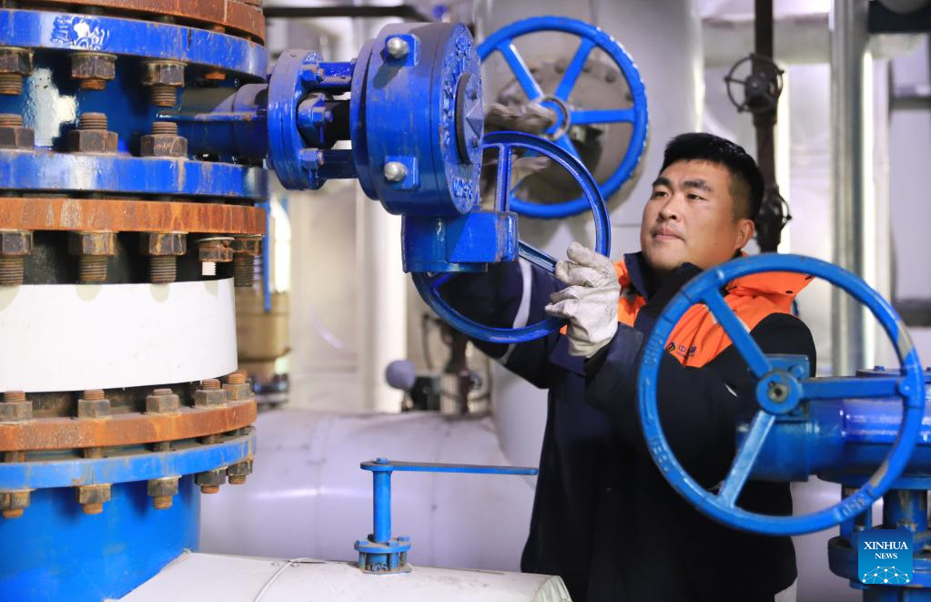 Preventive measures taken as cold front sweeps across northern China