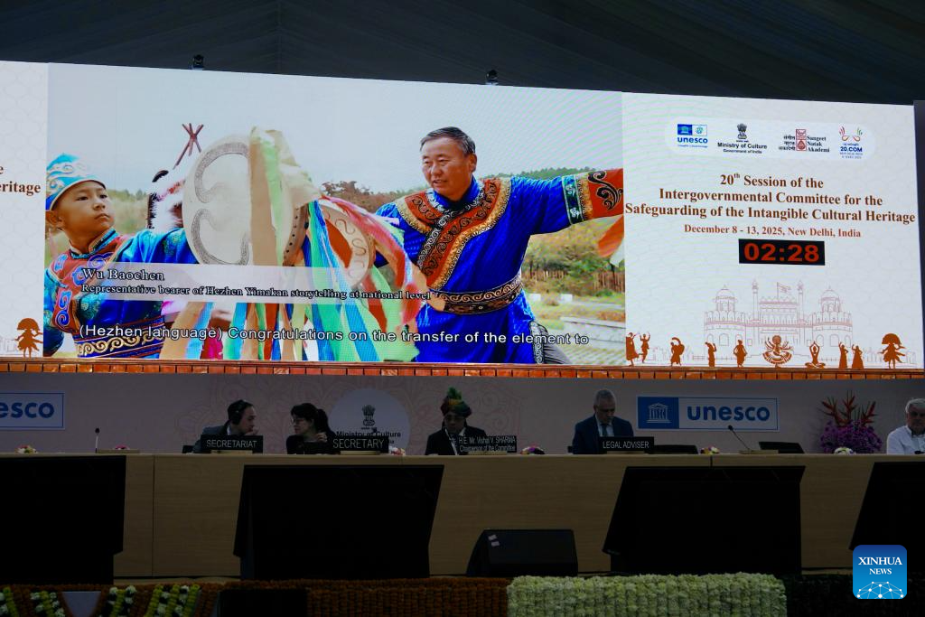 China's Hezhen Yimakan storytelling inscribed on UNESCO Representative List