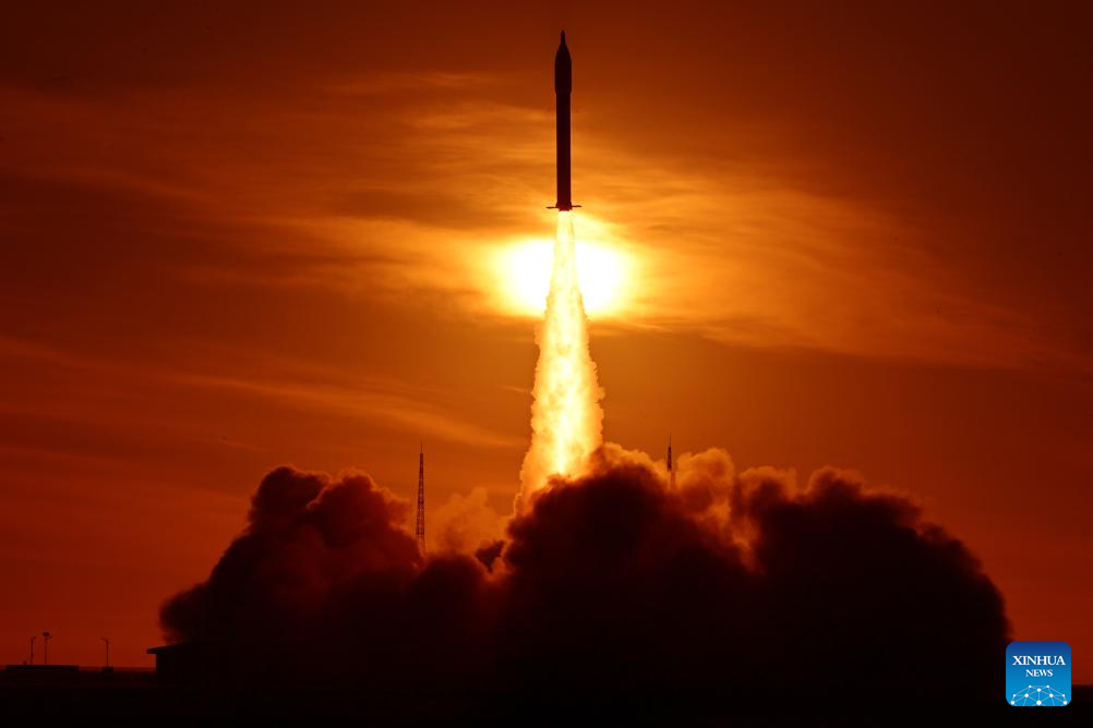 China's Kuaizhou-11 Y8 rocket launches space experimental spacecraft into space