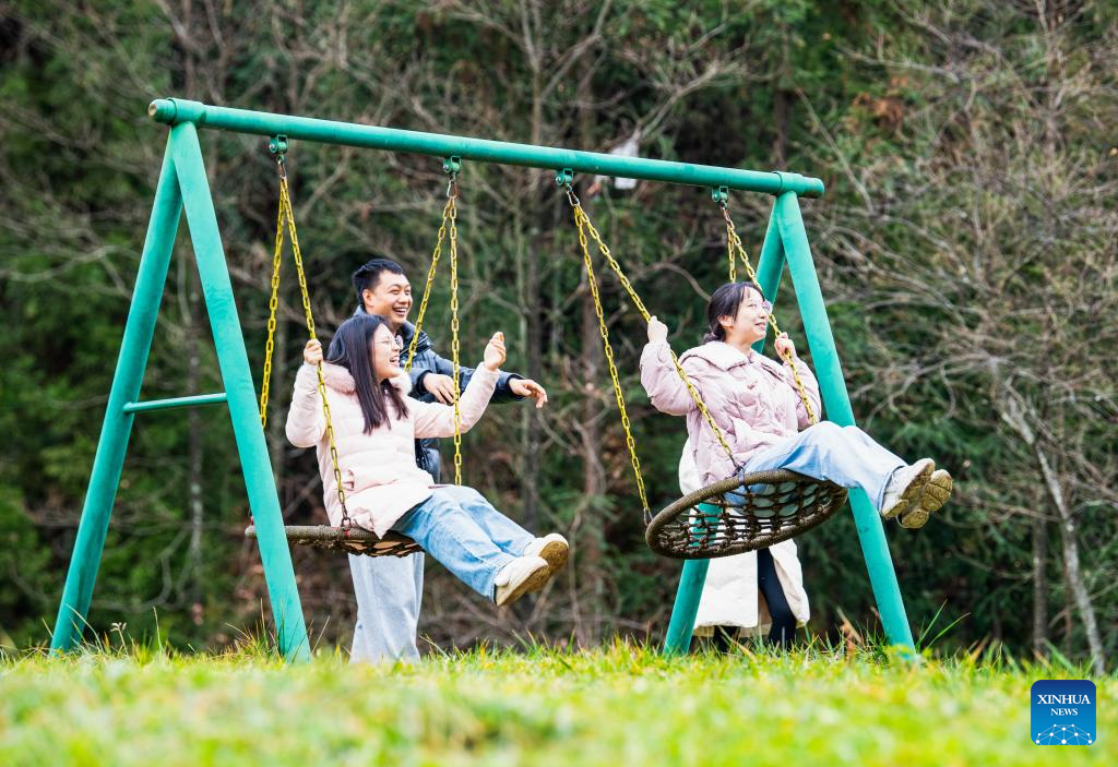 Lengshui Town in China's Chongqing develops leisure sightseeing to boost tourism