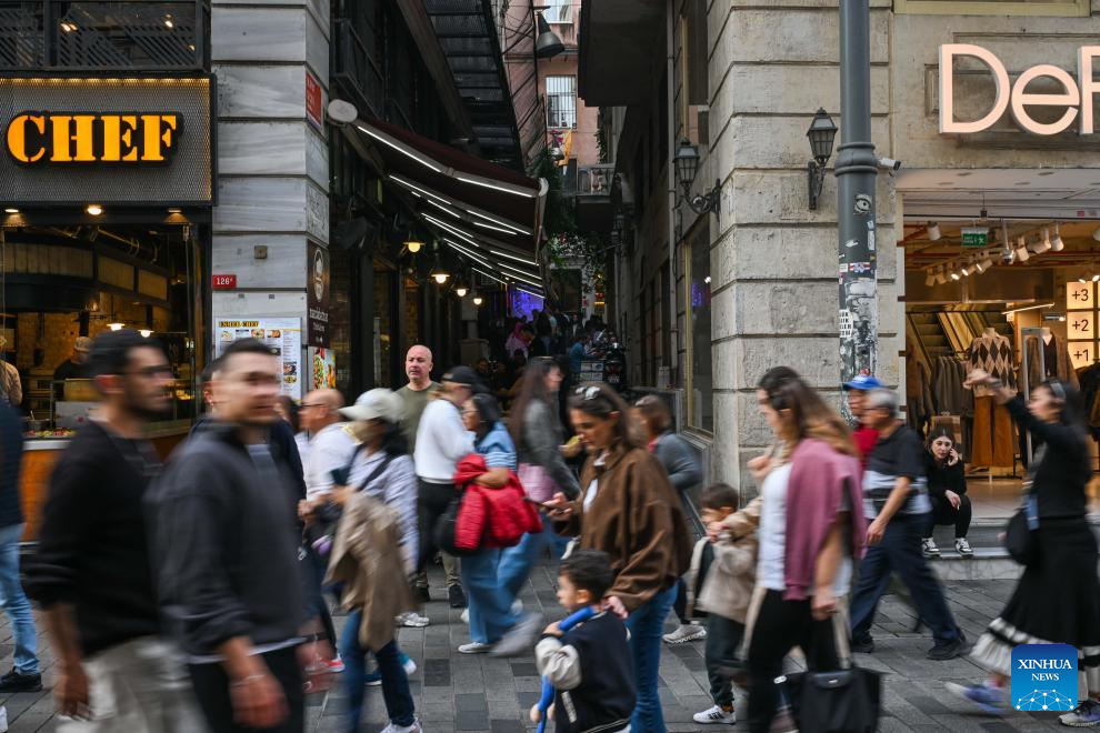 Rich coffee aromas float across China and Türkiye