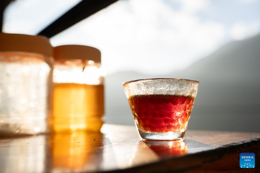 Rich coffee aromas float across China and Türkiye