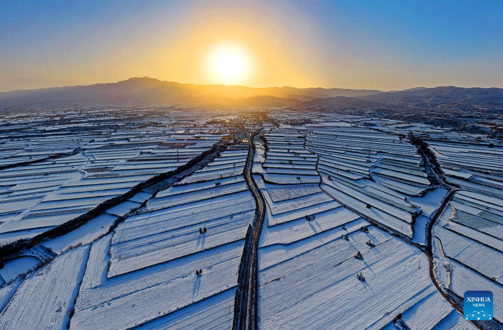 Picturesque view after snowfall across China