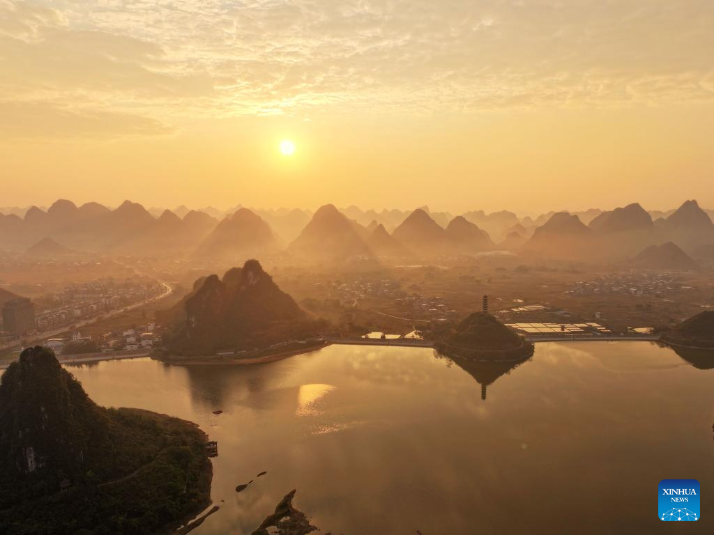 Picturesque winter scenery in China