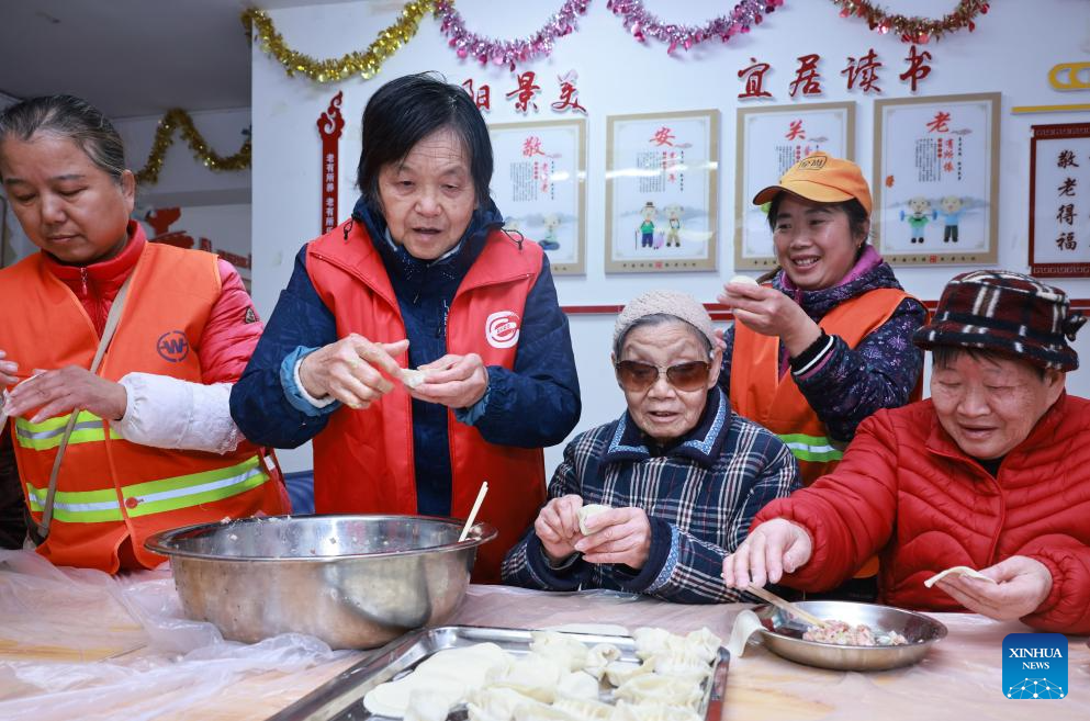 People across China hold diverse events to mark Winter Solstice