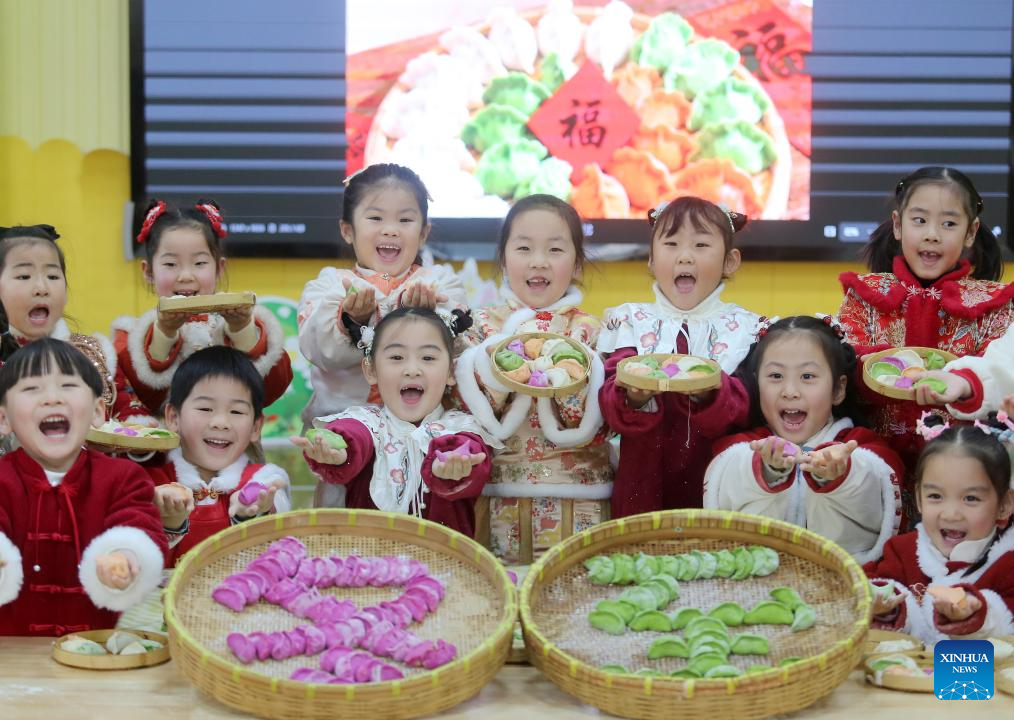 People across China hold diverse events to mark Winter Solstice