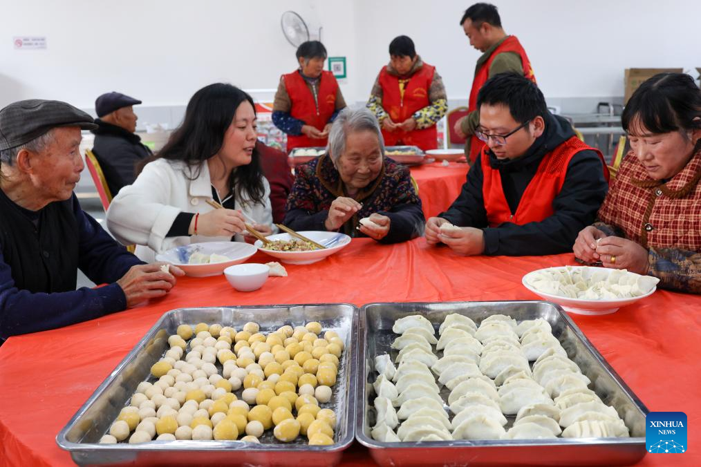 People across China hold diverse events to mark Winter Solstice