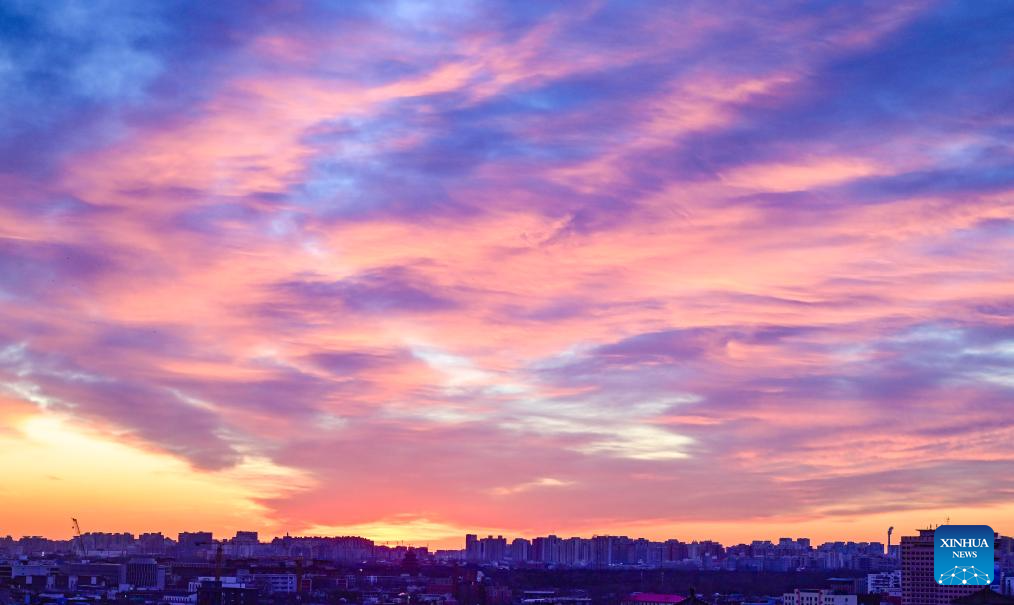 In pics: skyline in morning glow in Beijing