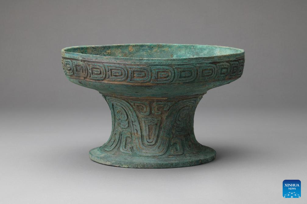 Ancient tomb cluster discovered in northwest China