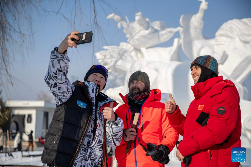 Snow sculpture competition concludes in China's Harbin