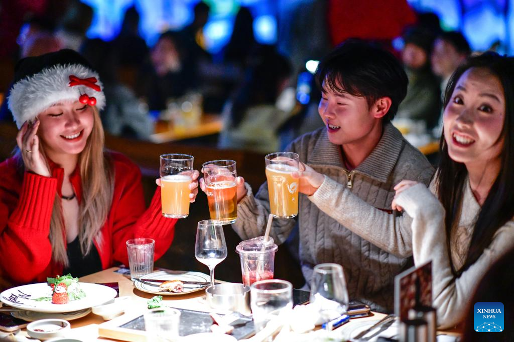 Craft beer boosts revenue of dining and retail businesses in China's Guiyang
