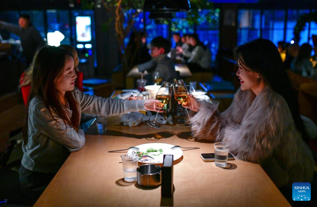 Craft beer boosts revenue of dining and retail businesses in China's Guiyang