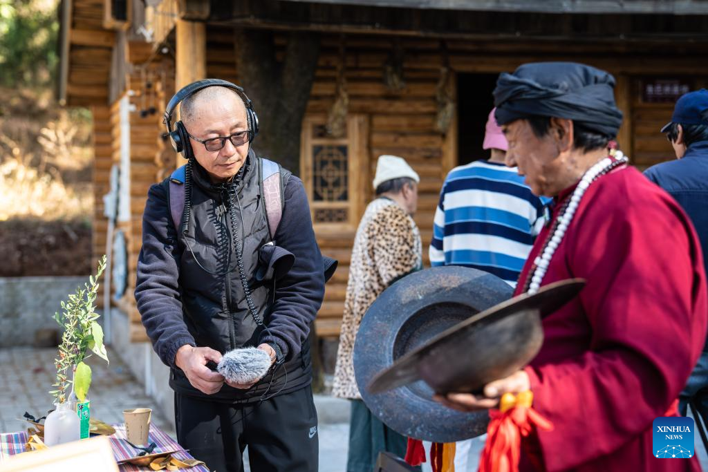 Musician transforms old house into music club in Lijiang, China's Yunnan