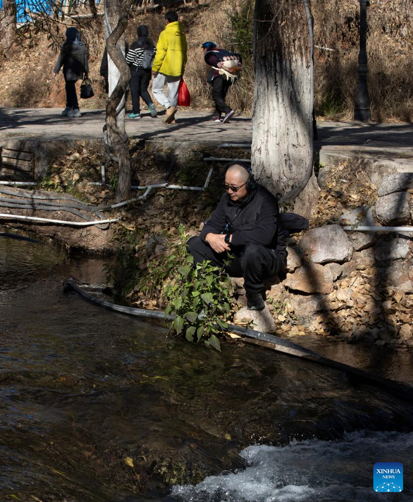 Musician transforms old house into music club in Lijiang, China's Yunnan