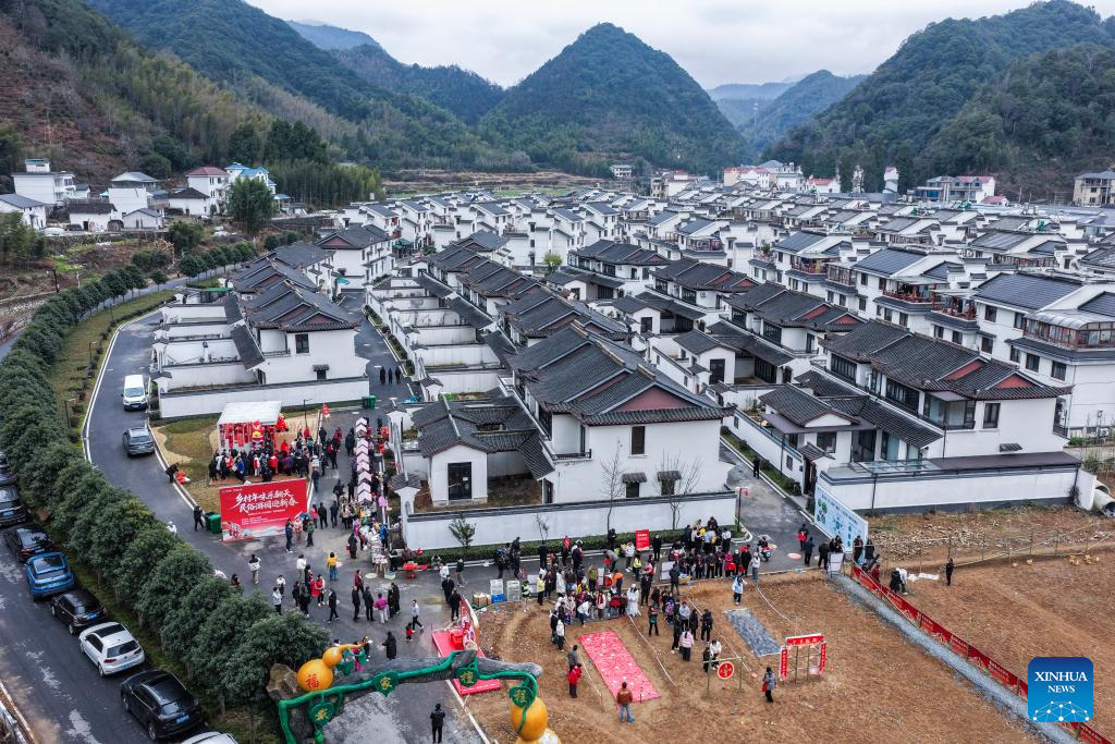 Spring Festival cultural event held in E China's Zhejiang