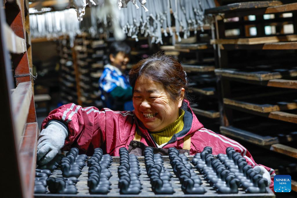 Shexian County in China's Anhui produces Hui ink sticks inspired by Chinese zodiac Year of Horse