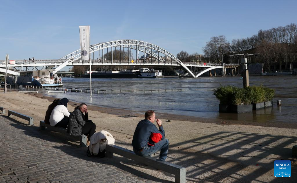 In pics: flooded banks of Seine River after continuous rainfalls in Paris