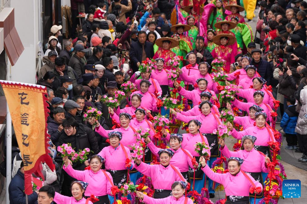 Temple fair held in E China