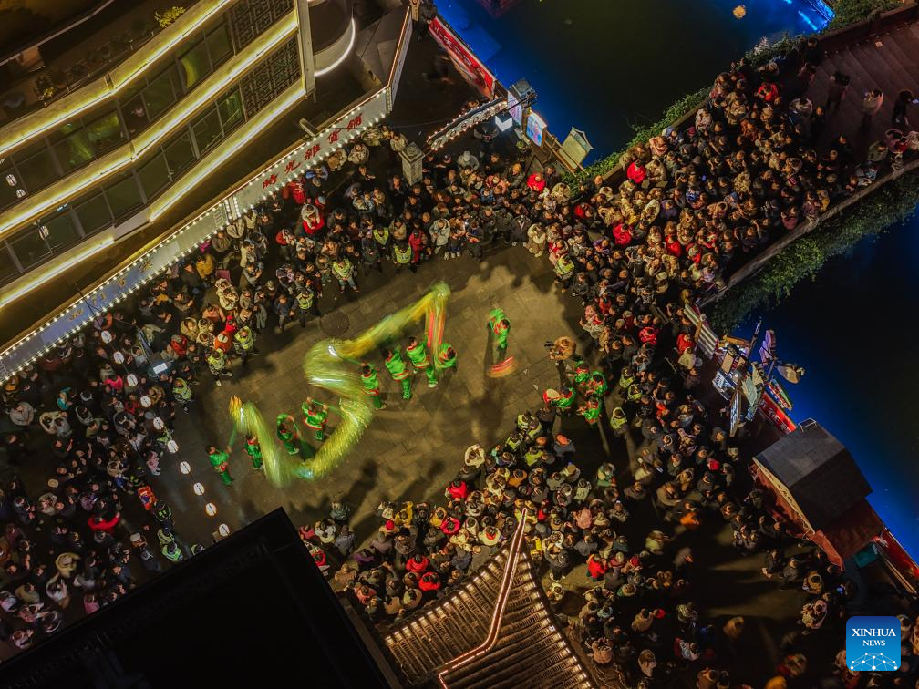 Lantern Festival celebrated in China's Zhejiang