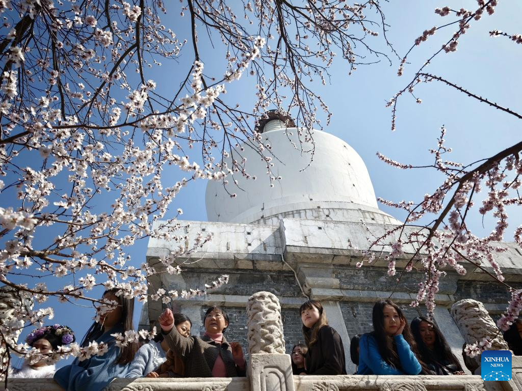 Spring view of Beihai Park in Beijing