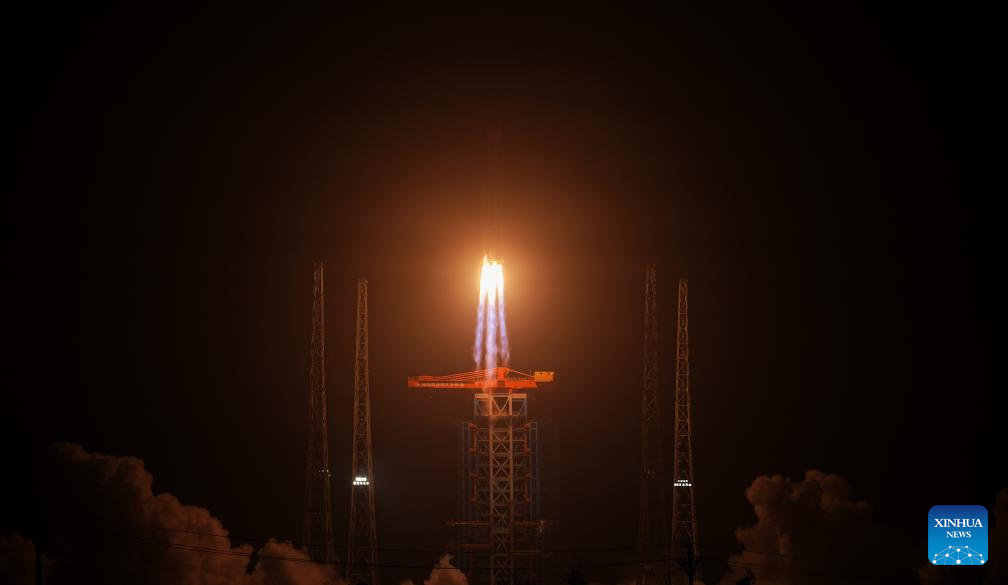 China's Long March-8 rocket launches new internet satellites