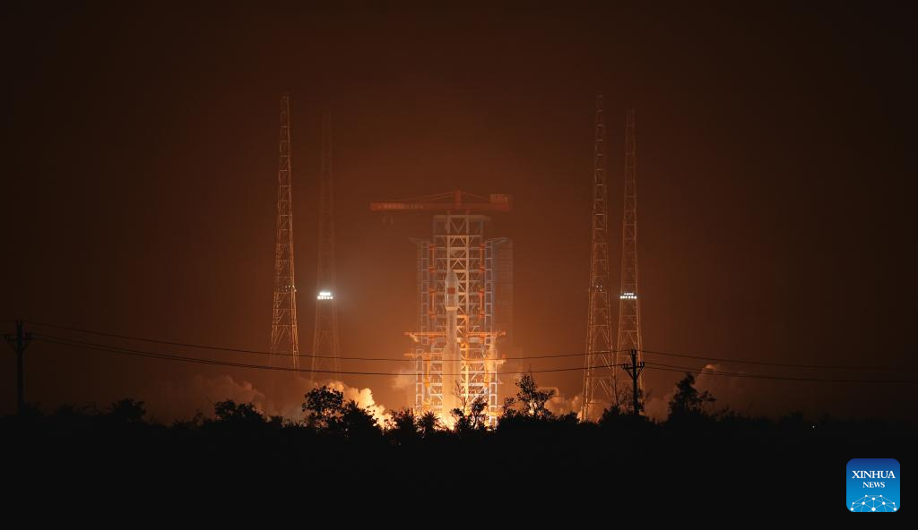 China's Long March-8 rocket launches new internet satellites