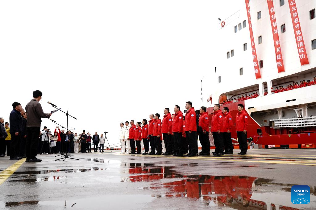 China Focus: Chinese polar icebreaker returns home after fruitful Antarctic research outcomes