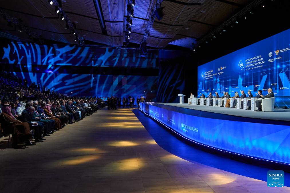 Putin says Russia ready to offer logistic solutions amid Mideast tensions