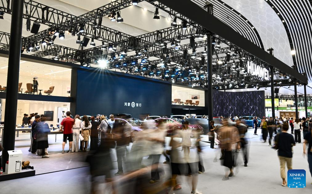 A glimpse of 6th China Int'l Consumer Products Expo in Haikou