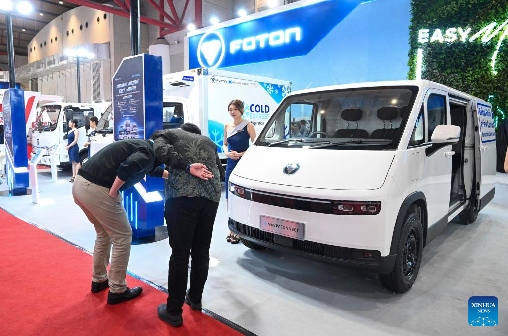 Int'l commercial vehicle expo kicks off in Jakarta, Indonesia