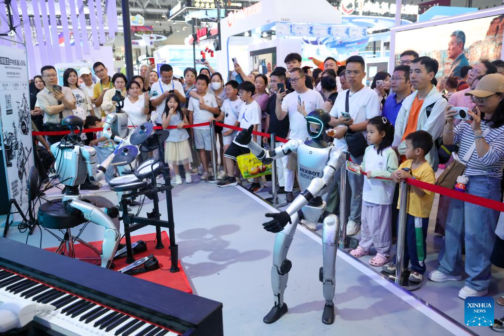Digital technologies shine at 22nd China (Shenzhen) Int'l Cultural Industries Fair