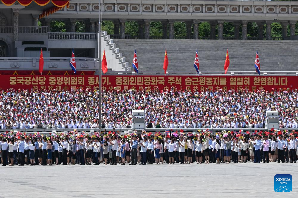 Xi arrives to grand welcome in Pyongyang for state visit to DPRK
