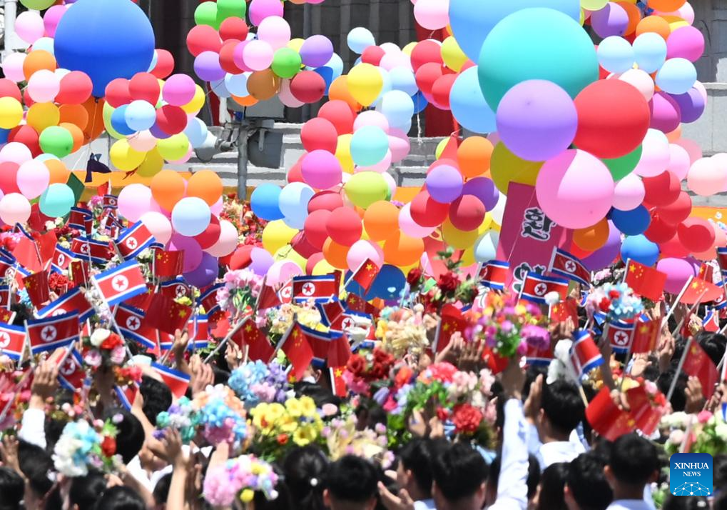 Xi arrives to grand welcome in Pyongyang for state visit to DPRK