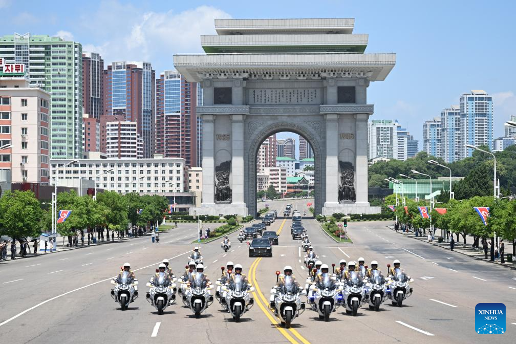 Xi arrives to grand welcome in Pyongyang for state visit to DPRK
