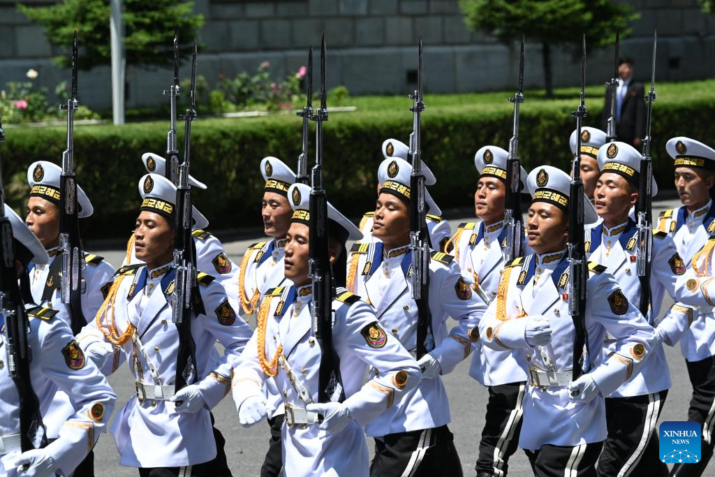 Xi arrives to grand welcome in Pyongyang for state visit to DPRK