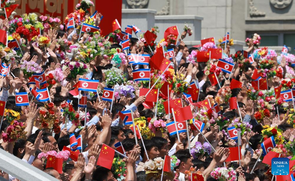 Xi arrives to grand welcome in Pyongyang for state visit to DPRK