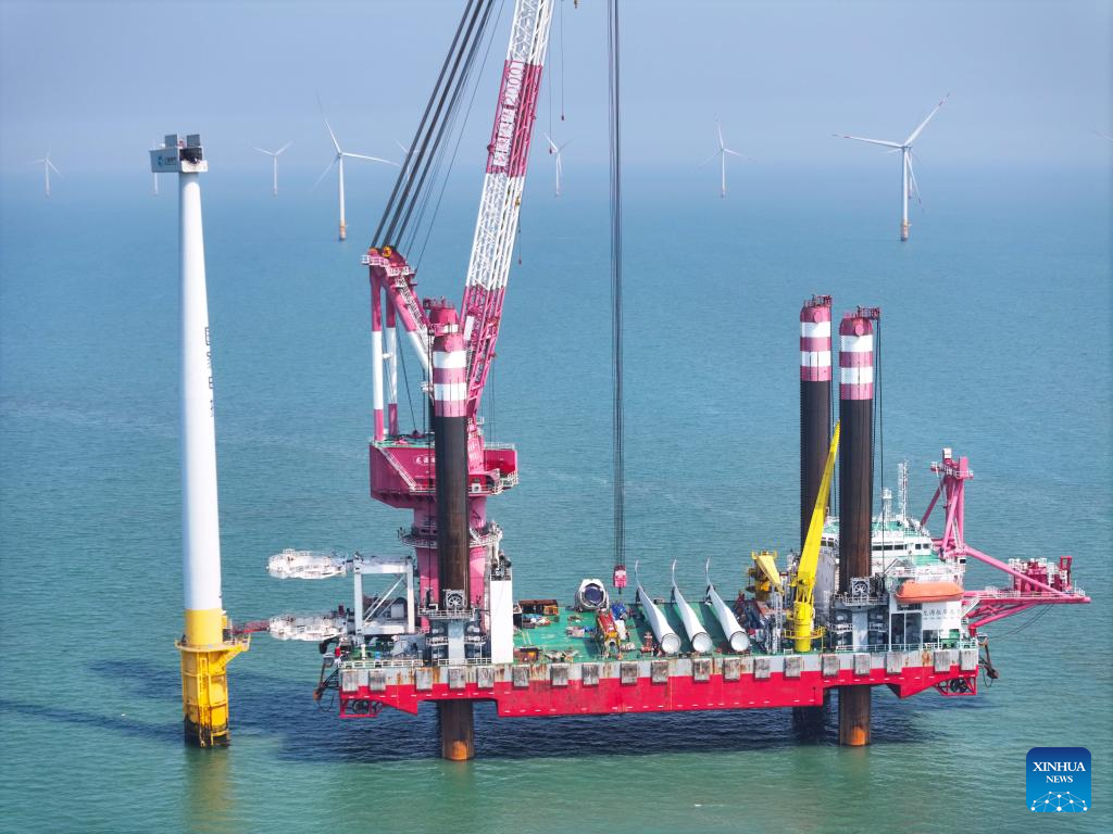 Maintenance underway at offshore wind farm in Jiangsu to ensure stable power supply