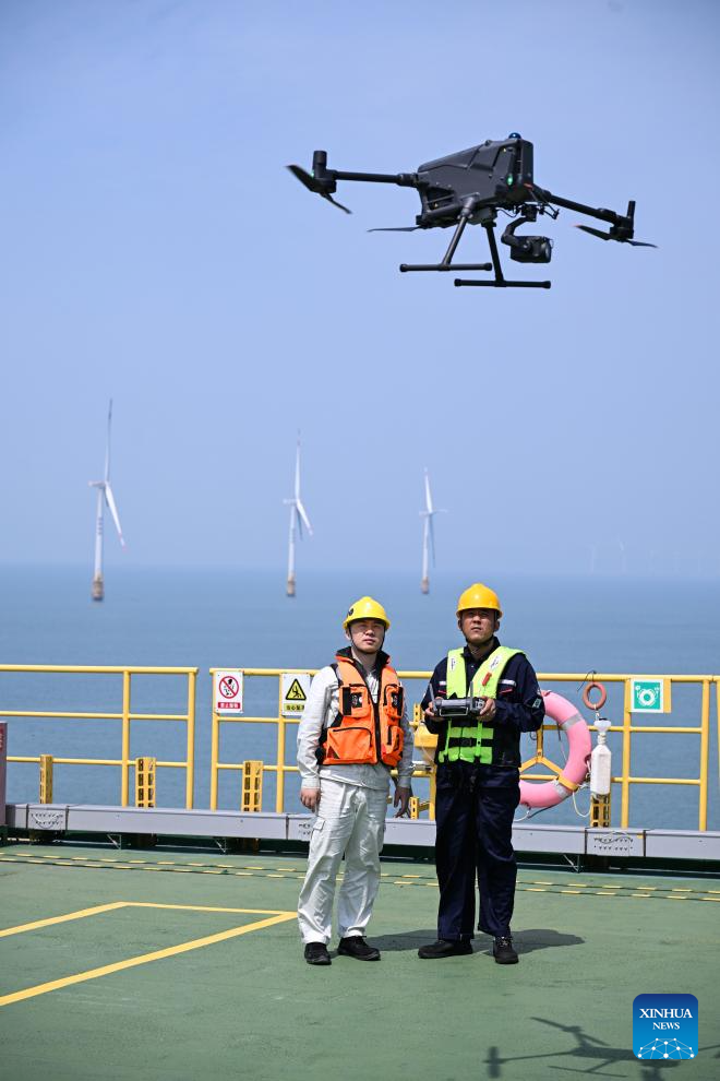 Maintenance underway at offshore wind farm in Jiangsu to ensure stable power supply
