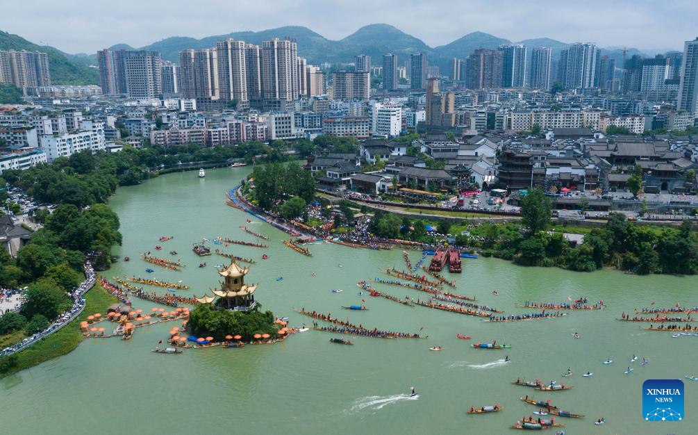 Various dragon boat-themed activities held across China