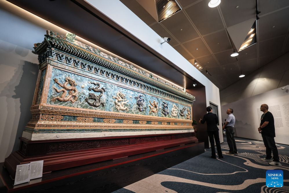 Exhibition of intangible cultural heritage opens to visitors during Summer Davos in China's Dalian