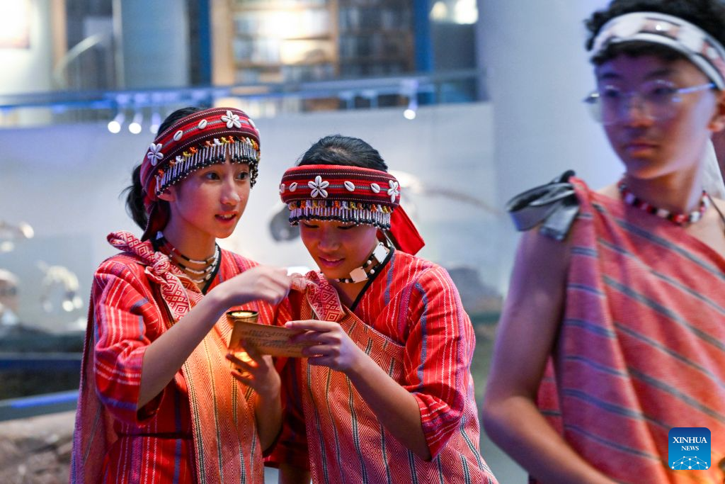 Cultural events bring together young people across Taiwan Strait in Chongqing, SW China