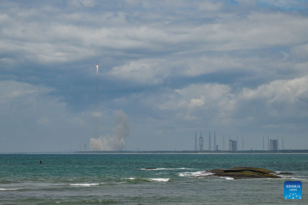 China achieves first-ever controlled rocket recovery in Long March-10B maiden flight