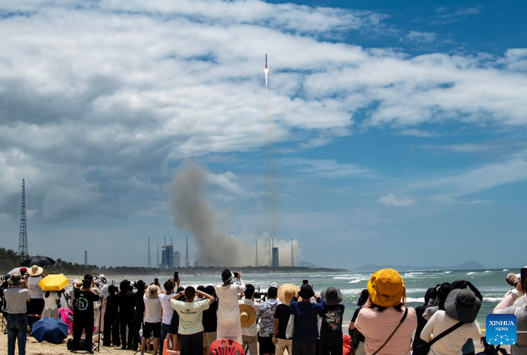 China achieves first-ever controlled rocket recovery in Long March-10B maiden flight