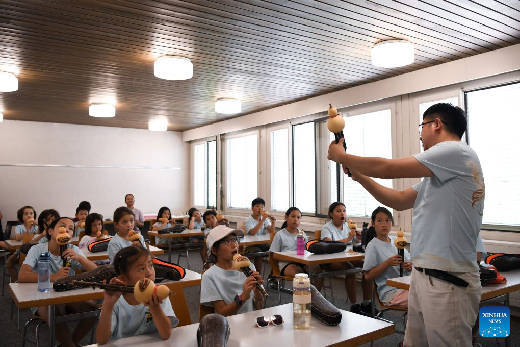 Chinese cultural summer camp held in Bern, Switzerland