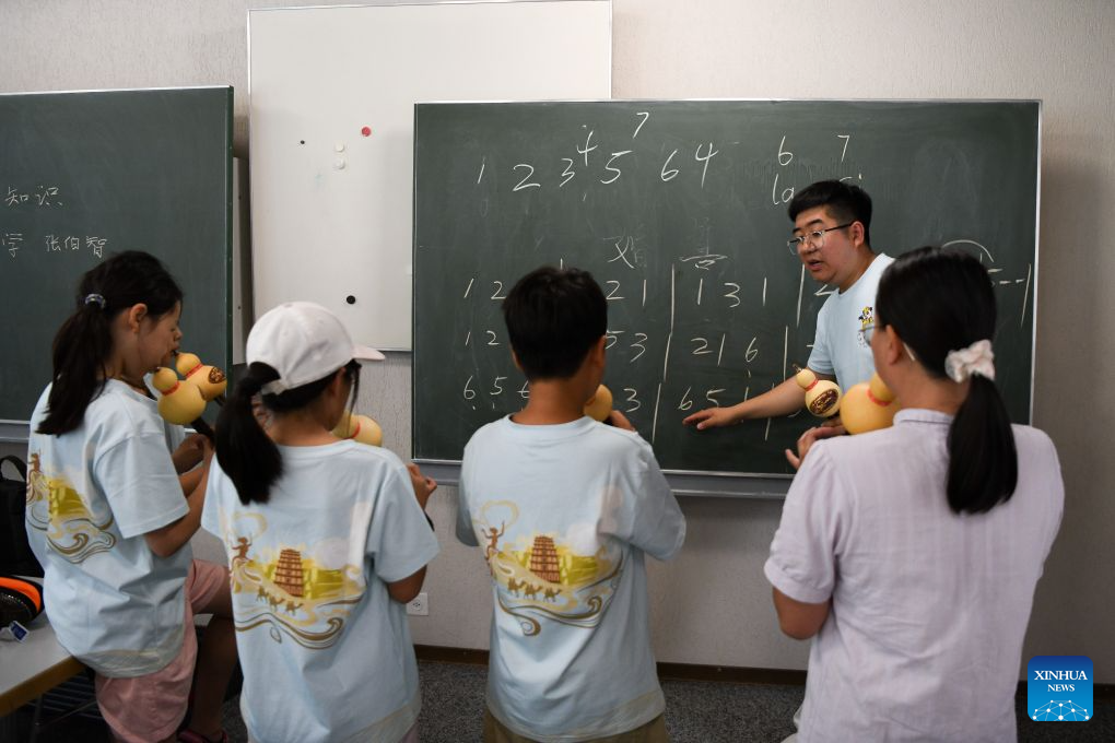 Chinese cultural summer camp held in Bern, Switzerland