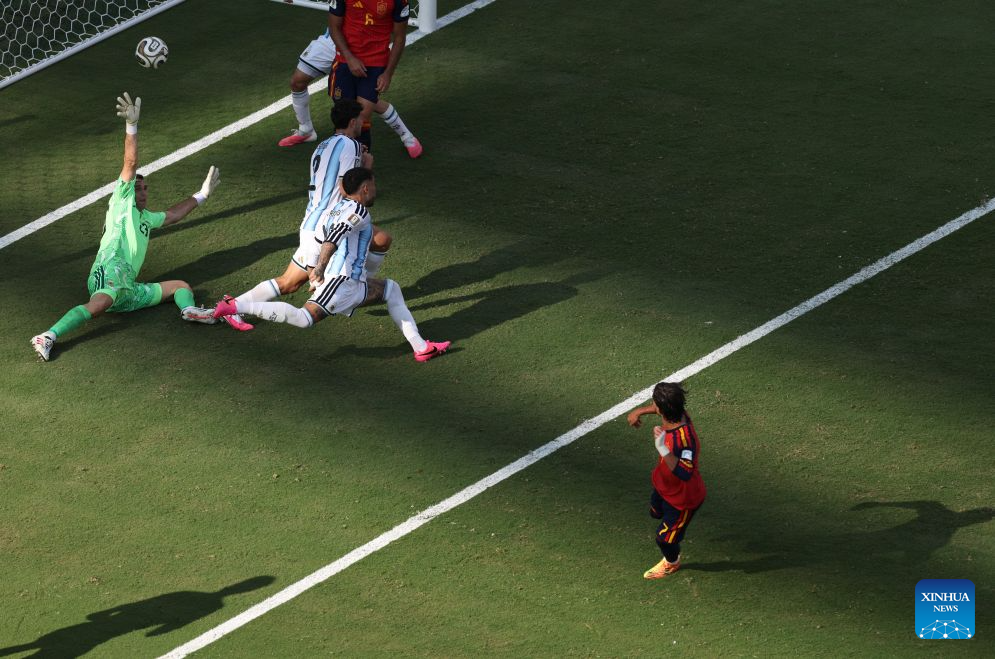 Late Torres strike fires Spain to World Cup title